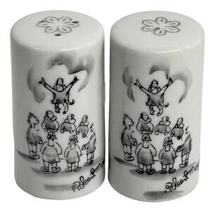 Robert Mayokok Alaska Inuit Salt & Pepper Shaker Set Black White Bering Sea Orig